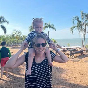 Meet your Posher, Liz